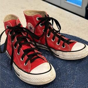 CONVERSE ALL STAR RED HIGH TOPS MENS 4 LADIES 6
